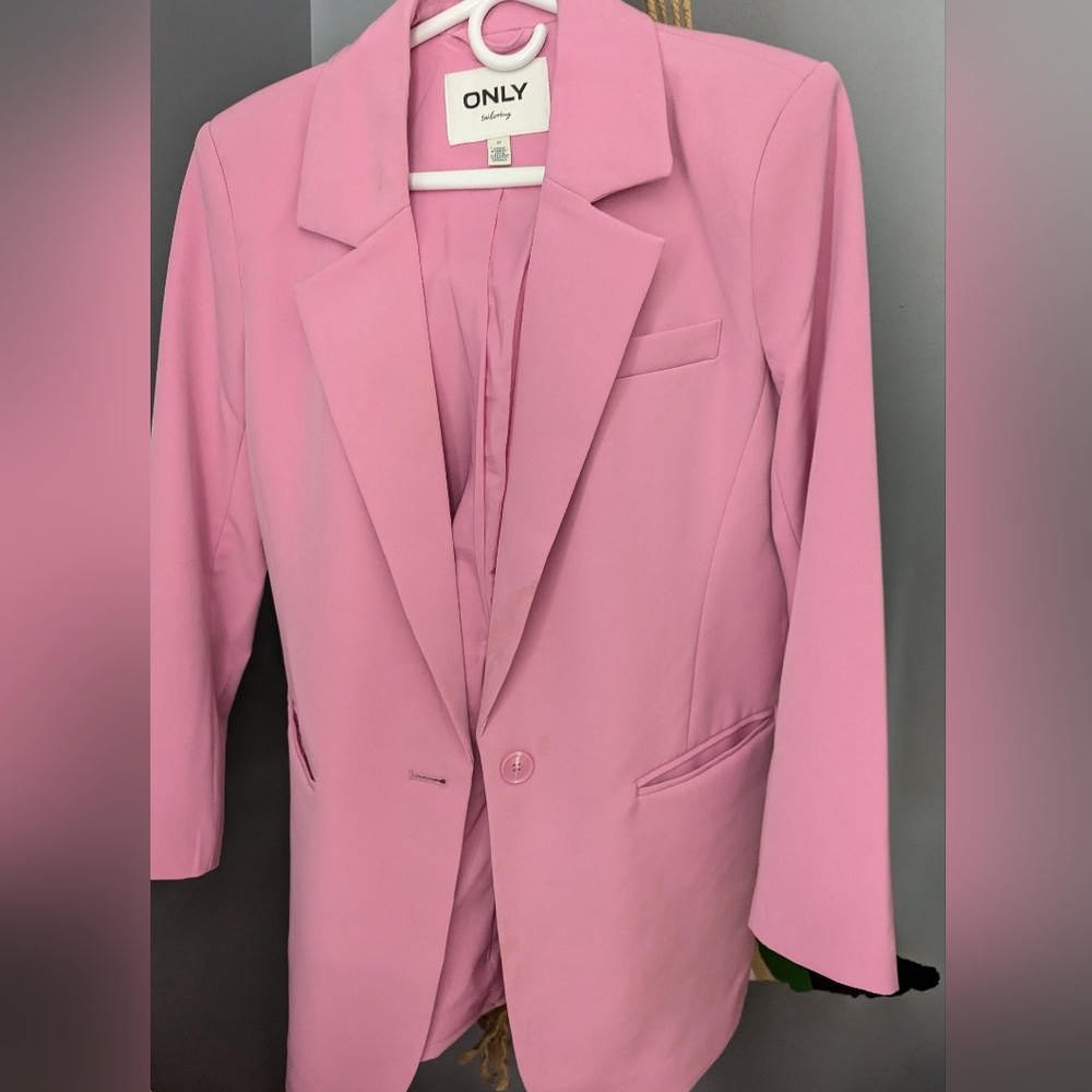 Oversized pink blazer small